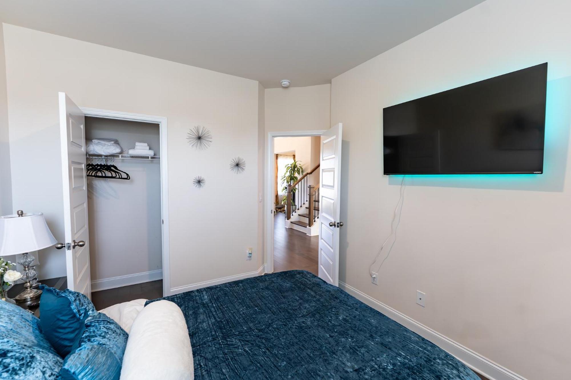 Luxury Bedroom With Private Bath Hampton Luaran gambar