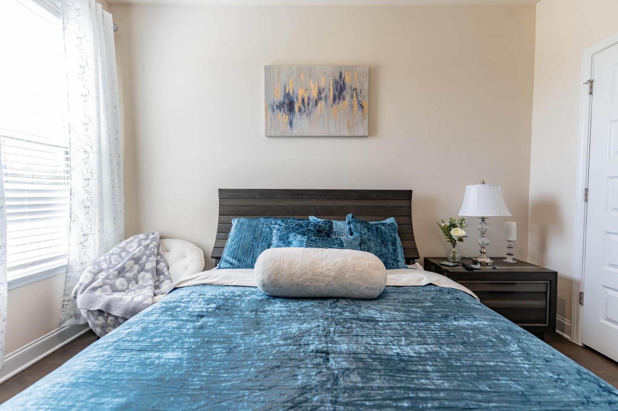 Luxury Bedroom With Private Bath Hampton Luaran gambar